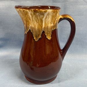 Roseville RRP Co. Brown Drip Glaze 20 Oz Pitcher